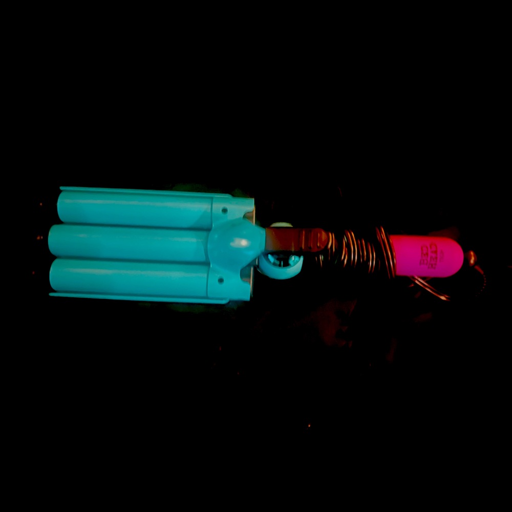 BedHead 3 Barrel Curling Iron